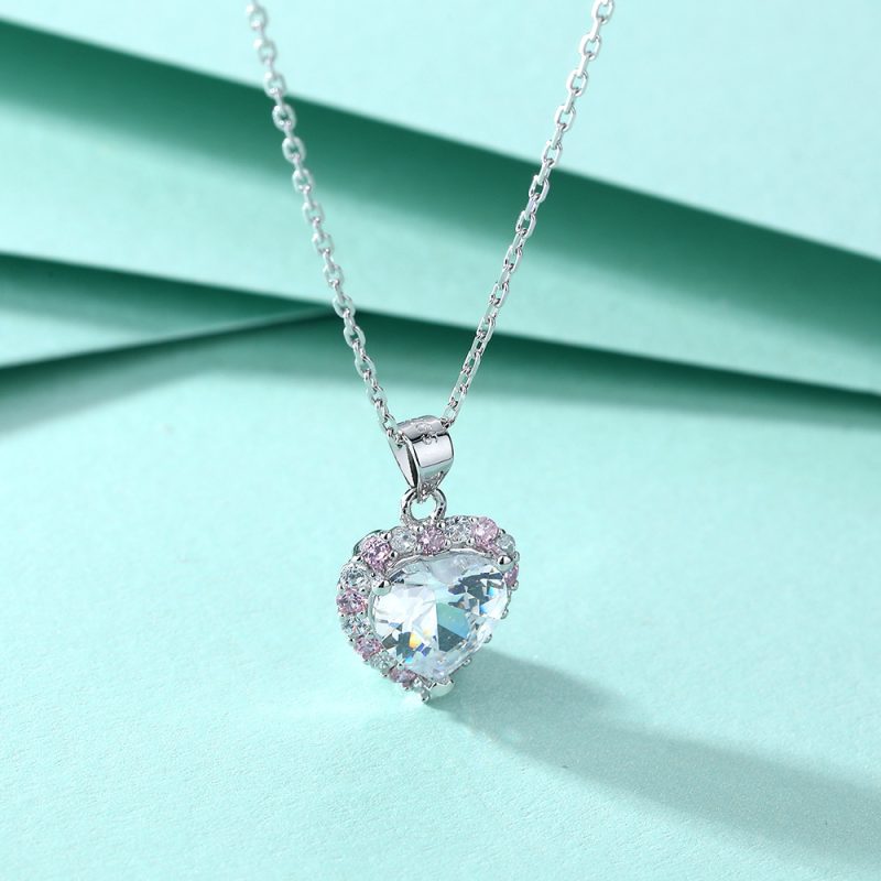 S925 sterling silver necklace fashion European and American style heart-shaped zircon pendant necklace niche design inlaid pink diamond necklace