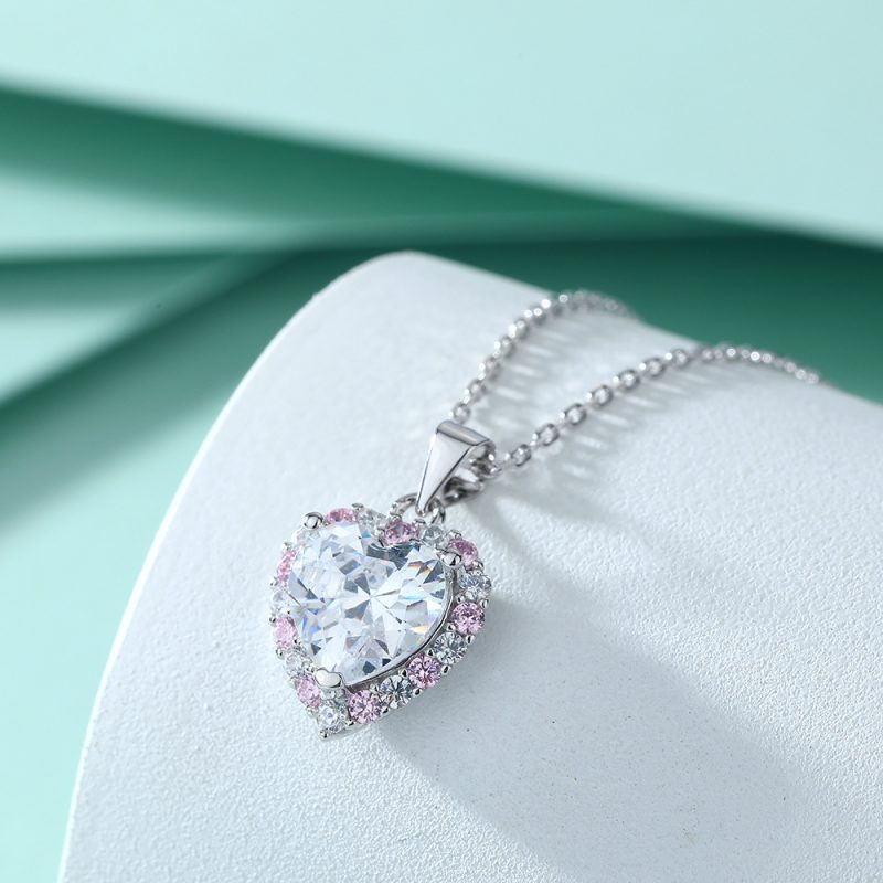 S925 sterling silver necklace fashion European and American style heart-shaped zircon pendant necklace niche design inlaid pink diamond necklace
