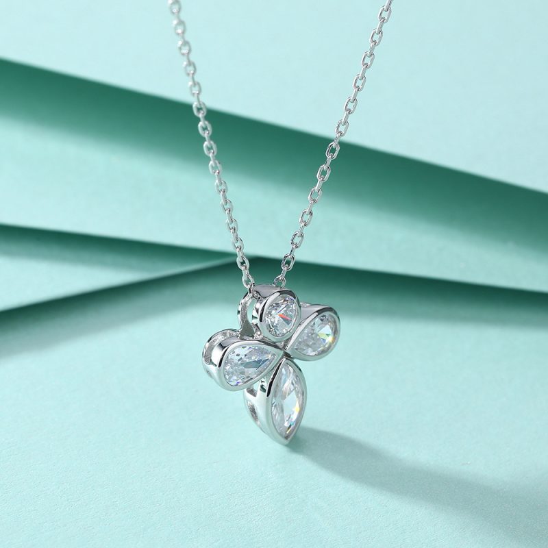S925 Silver Necklace Fashion European and American Simple Necklace Horse Eye Drop Shape Zircon Flower Pendant Clavicle Chain Silver Necklace