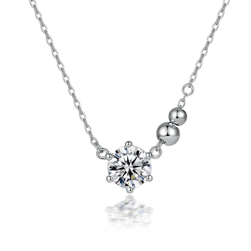 Classic six-claw zircon necklace fashion simple niche design photosensitive bead necklace collarbone chain S925 sterling silver necklace
