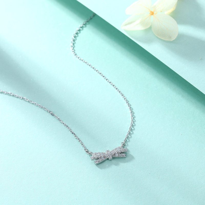 S925 Sterling Silver Necklace Fashion Simple Zircon Necklace Niche Versatile Design Ins Style Rice Pendant Necklace