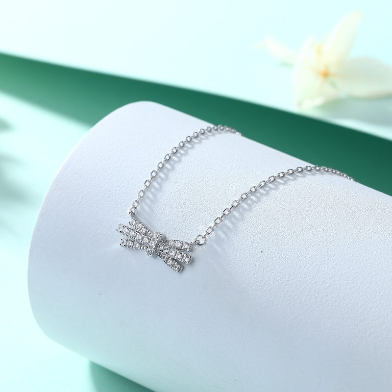 S925 Sterling Silver Necklace Fashion Simple Zircon Necklace Niche Versatile Design Ins Style Rice Pendant Necklace