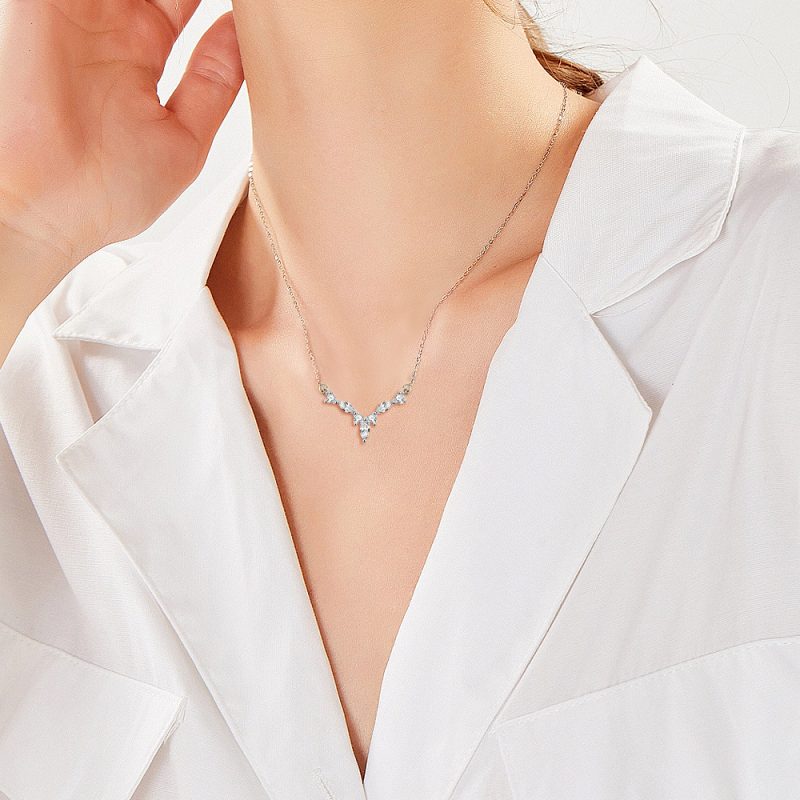 Tonglin European and American cross-border new necklace fashion s925 sterling silver pendant small fragrance style design sense female does not fade spot