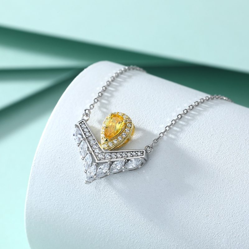 Fashion new crown necklace drop-shaped yellow zircon color separation electroplating pendant necklace light luxury S925 sterling silver necklace