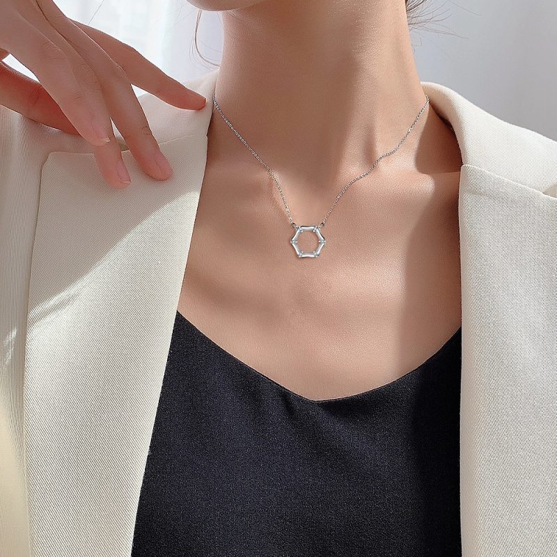 European and American fashion necklace s925 sterling silver necklace niche female design bamboo round pendant all-match spot