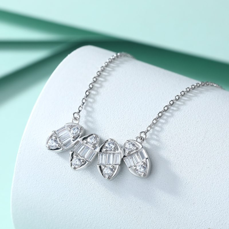 Fashion simple necklace women's fan-shaped arrangement pendant round square zircon necklace niche design sense of sterling silver earrings